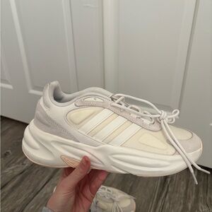 Adidas Women's Sneakers NWT